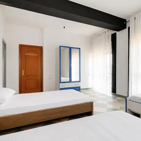 Hotel South Berat Uznove