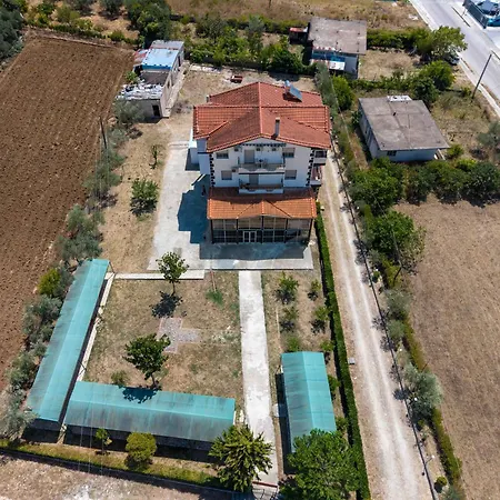 South Berat * Uznove