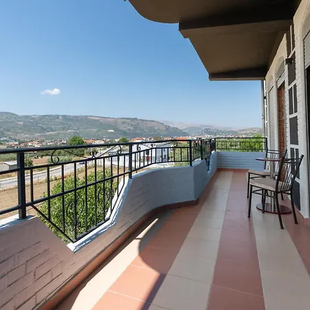 South Berat Hotel Uznove